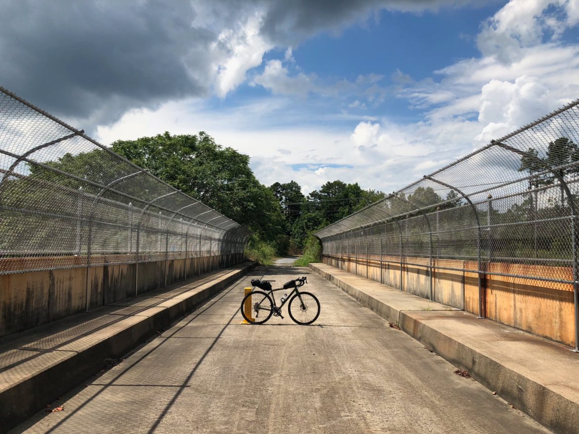 carbon vs titanium frame